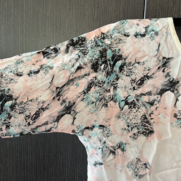 Club Monaco silk top - Picture 2 of 3